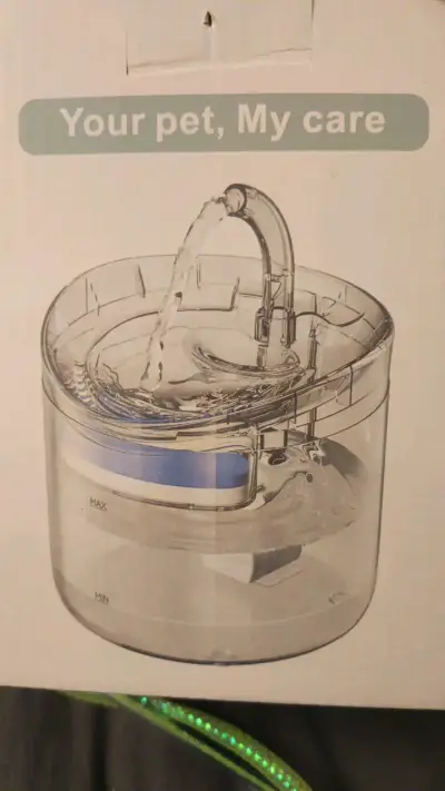 Fuente de agua para mascotas transparente - miniatura 1