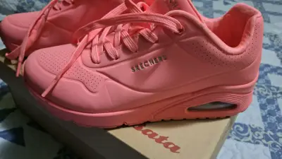 Zapatillas deportivas rosas Skechers para mujer - miniatura 1