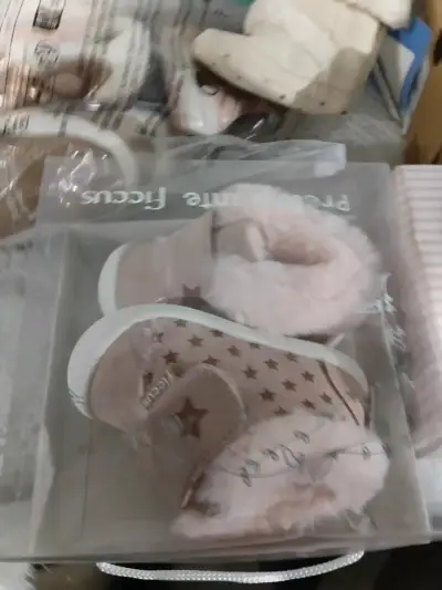 Lote de zapatos para bebé en buen estado - miniatura 3