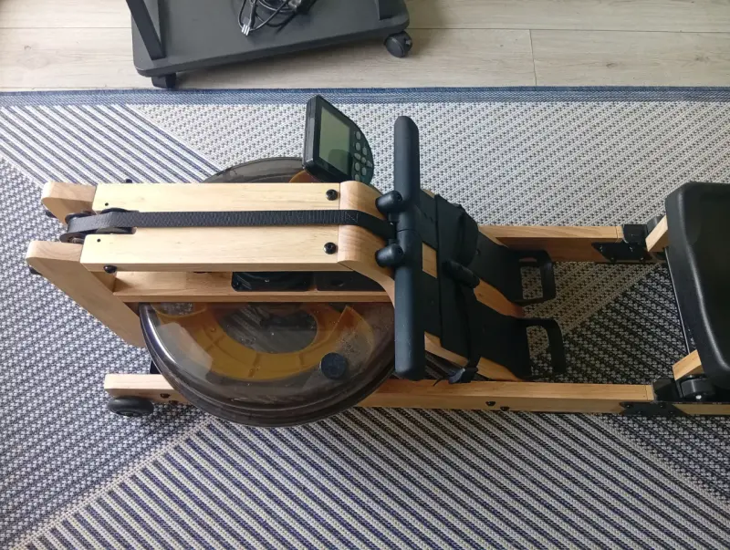 Máquina de remo de madera con monitor - 4