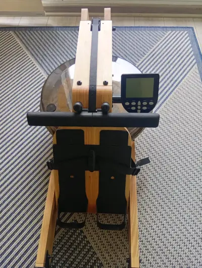 Máquina de remo de madera con monitor - miniatura 5