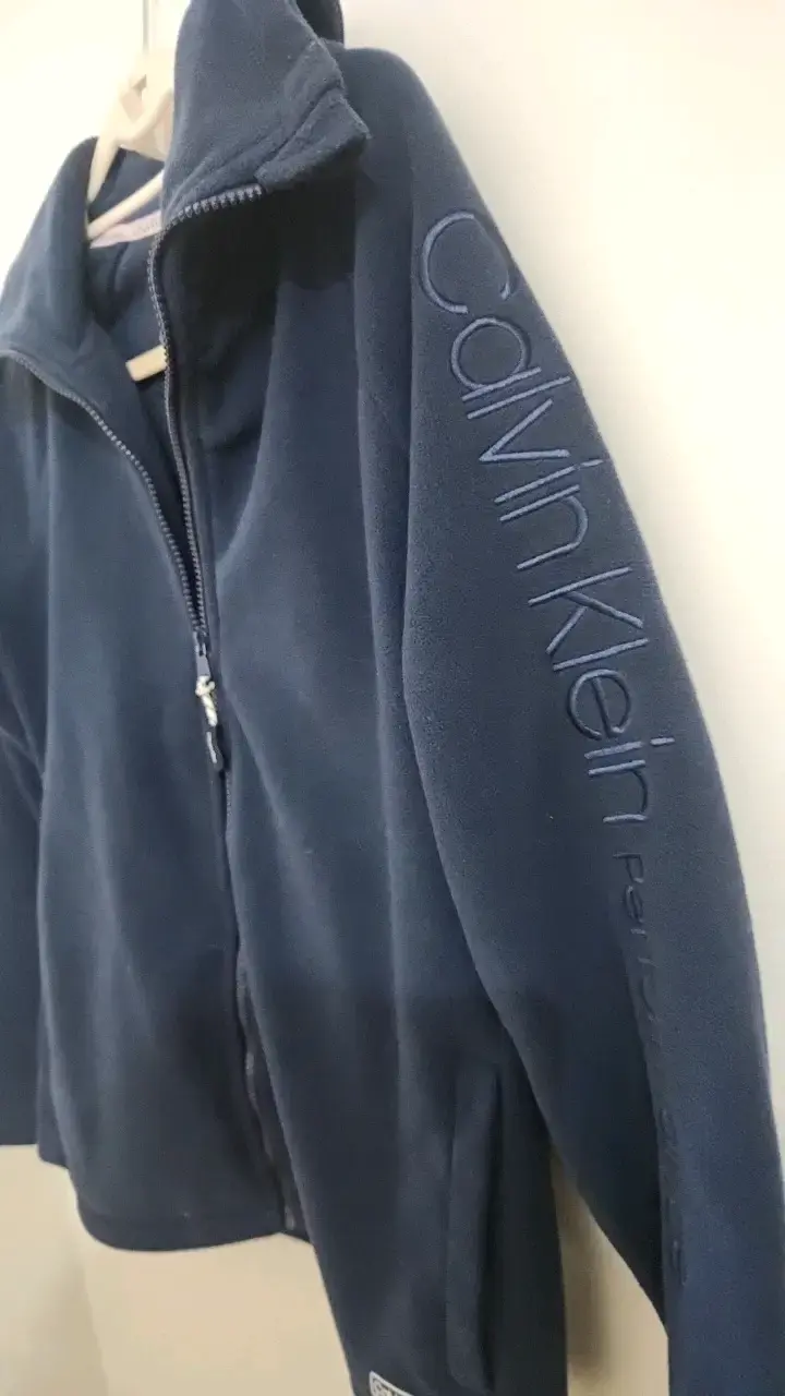 Chaqueta polar azul Calvin Klein Performance - 2