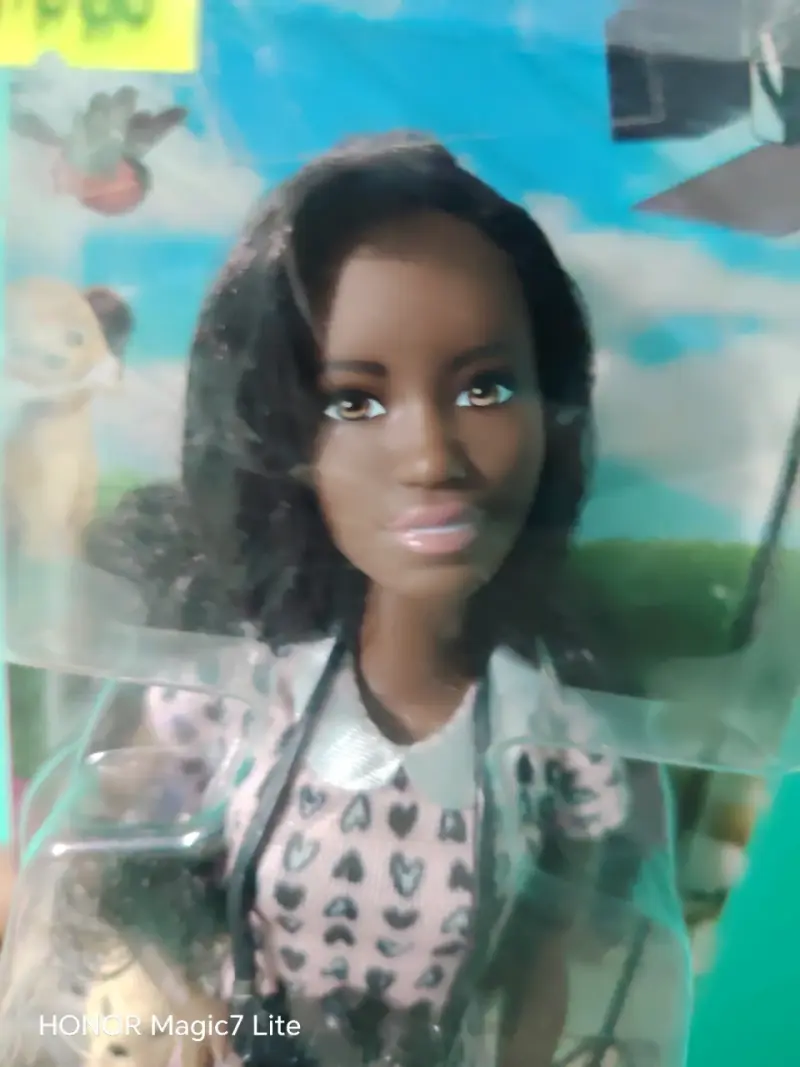 Muñeca Barbie You Can Be Anything - 3