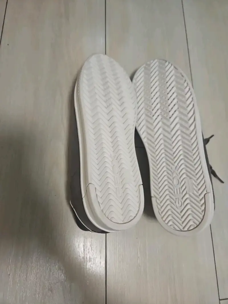 Zapatillas Geox de gamuza gris para hombre - 2