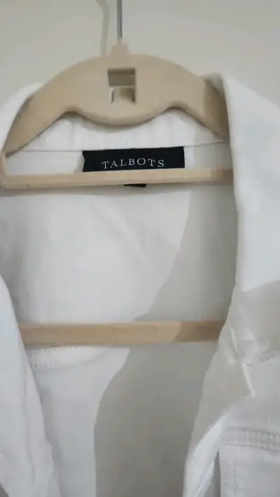 Chaqueta de mezclilla blanca Talbots para mujer - miniatura 2