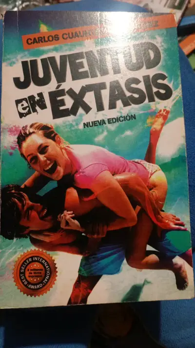 LibrJuventud en Éxtasis de Carlos Cuauhtémoc Sánc - miniatura 1