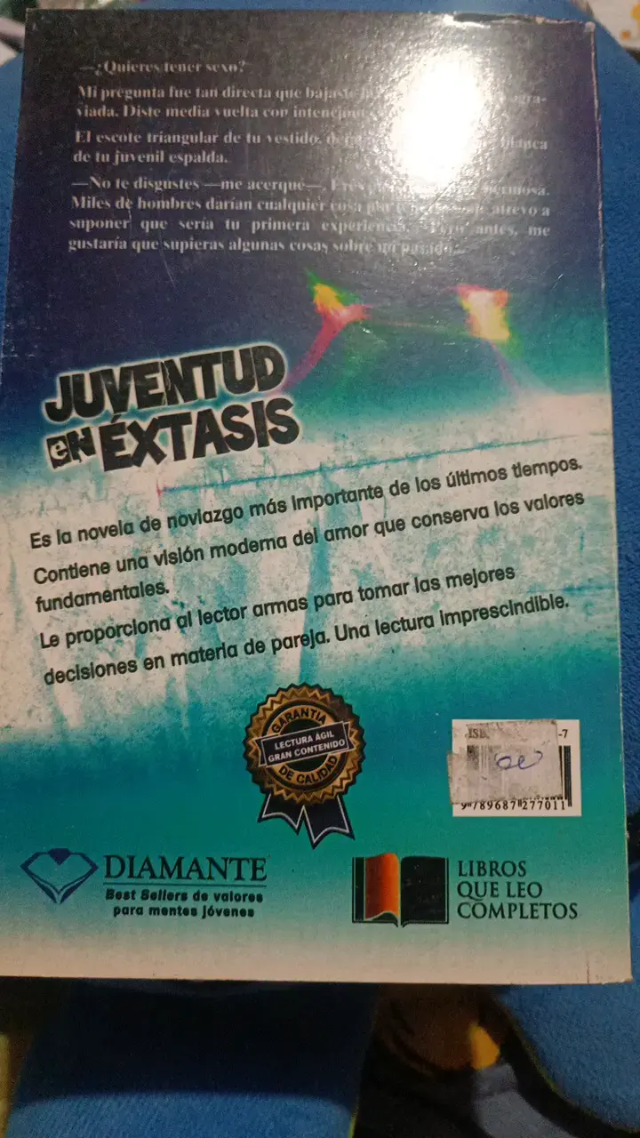 LibrJuventud en Éxtasis de Carlos Cuauhtémoc Sánc - 2