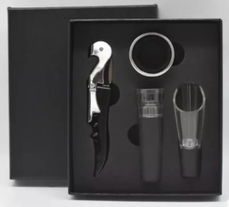 Set de accesorios para vino en caja elegante