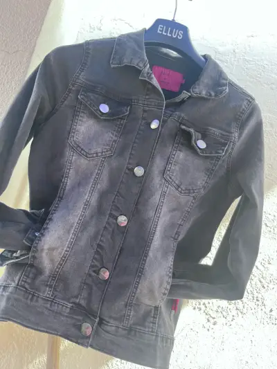 Chaqueta de mezclilla negra Ellus para mujer - miniatura 1
