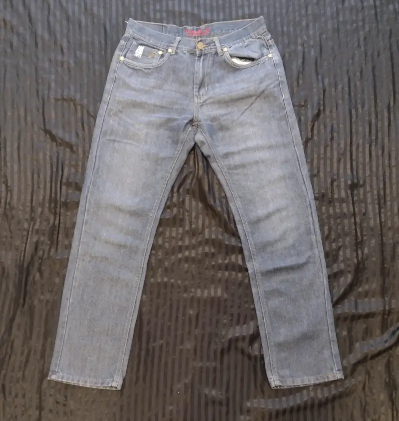 3 Jeans de mezclilla hombre slim fit - 3