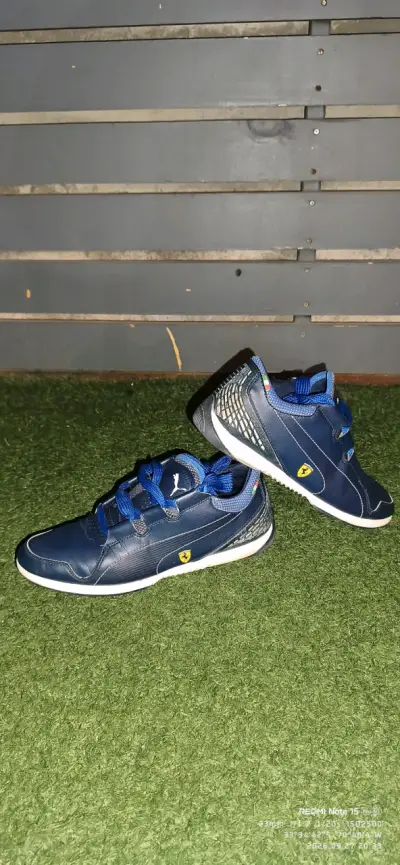 Zapatillas deportivas azules Puma Ferrari - miniatura 1