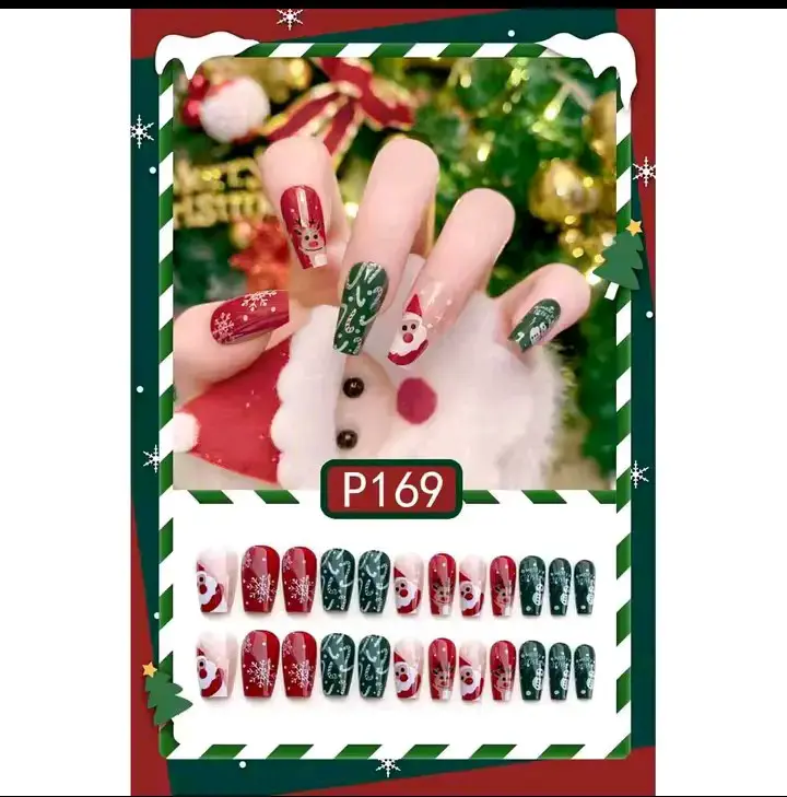 Uñas postizas navideñas decoradas - 4