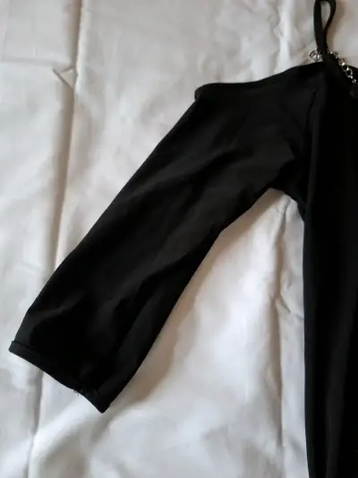 Polera  con Tirantes y Detalle  de Collar - miniatura 4