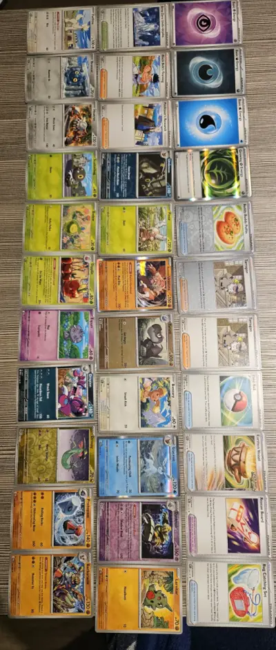 Colección de Cartas Pokémon Variadas - miniatura 1