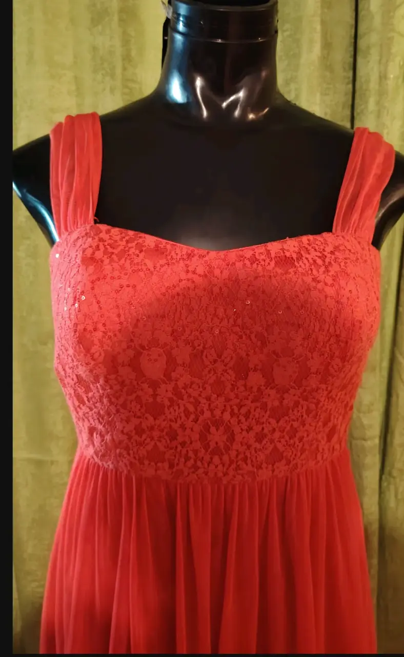Vestido largo rojo elegante para fiesta - 2