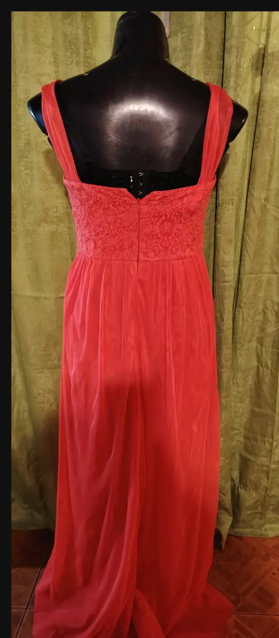 Vestido largo rojo elegante para fiesta - 4