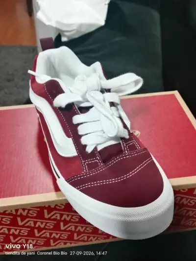 Zapatillas Vans Old Skool Burdeos Unisex - miniatura 1