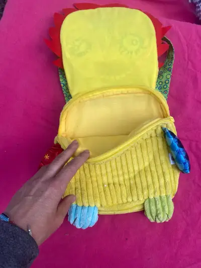 Mochila infantil de león Sozzy colorida - miniatura 2