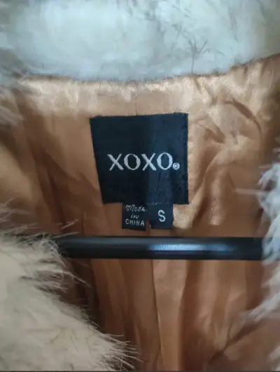 Chaqueta Piel Sintética XOXO Color Nevado | Nuevo - miniatura 1