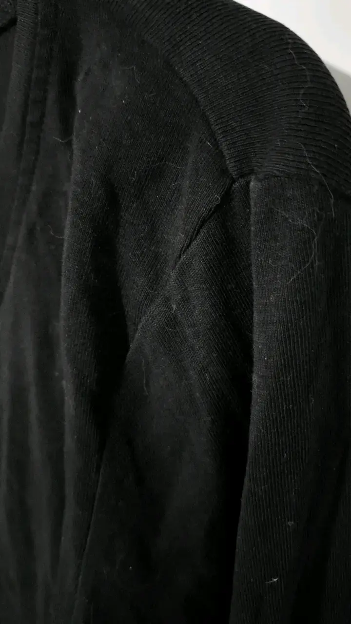 Polera negra manga larga Copper Key - 3