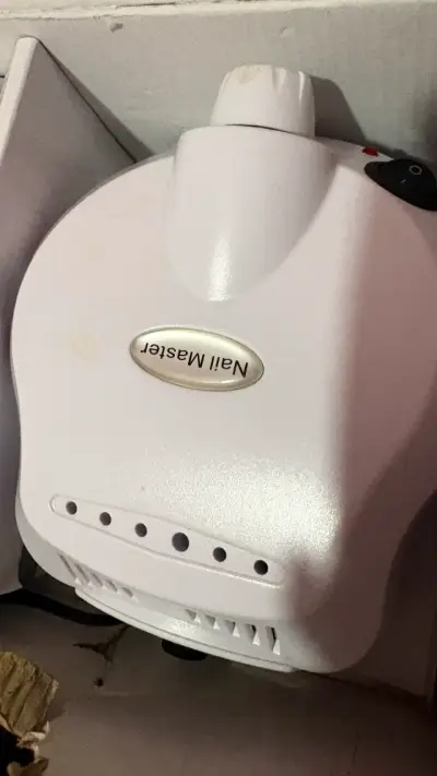 Torno para uñas Nail Master con pedal - miniatura 4