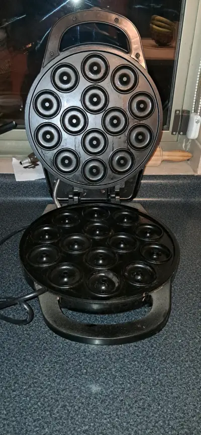 Máquina para hacer mini donuts Blanik BDM04 - miniatura 3