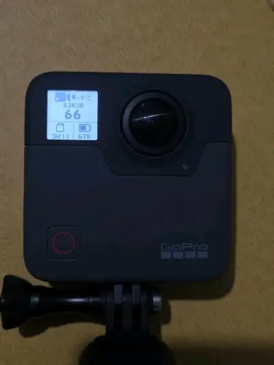 Cámara GoPro Fusion 360 con accesorios - miniatura 2