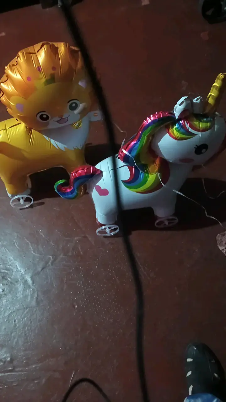 Globos de animales unicornio y león diferentes mod