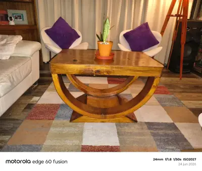 Mesa de Centro de Madera Diseño Curvo - miniatura 1