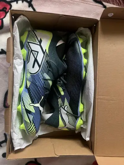 Botines de fútbol Puma Future Z negros y amarillos - miniatura 2