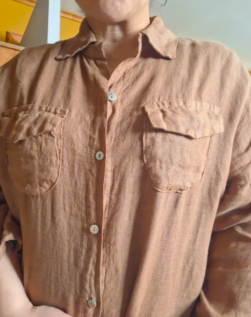 Blusa de Lino marrón con bolsillos - 3