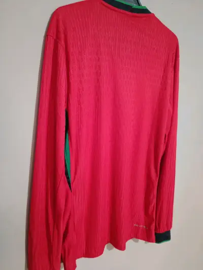 Camiseta Portugal versión jugador 2XL, tamaño L - miniatura 5