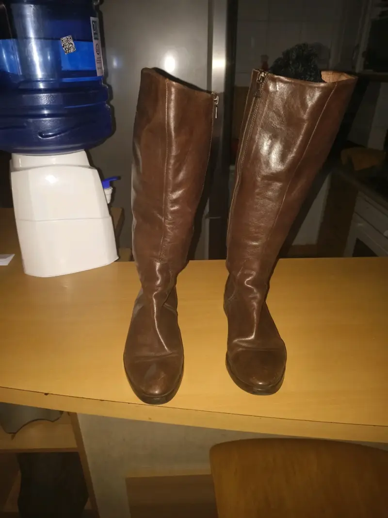 Botas largas de cuero marrón para mujer - 1