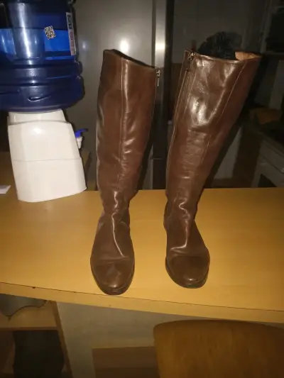 Botas largas de cuero marrón para mujer - miniatura 1