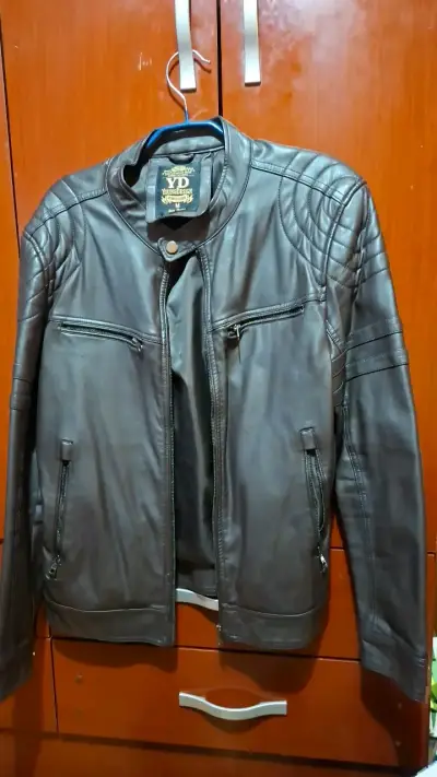 Chaqueta de cuero marrón para hombre talla M - miniatura 1