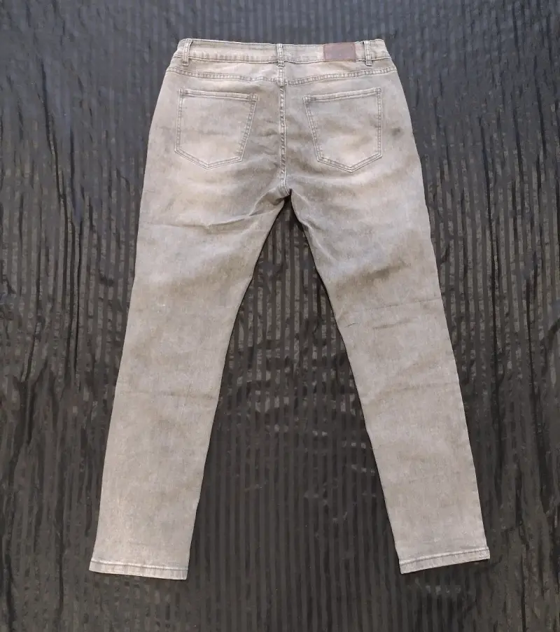 Jeans hombre marca Penguin slim fit talla 44 - 2