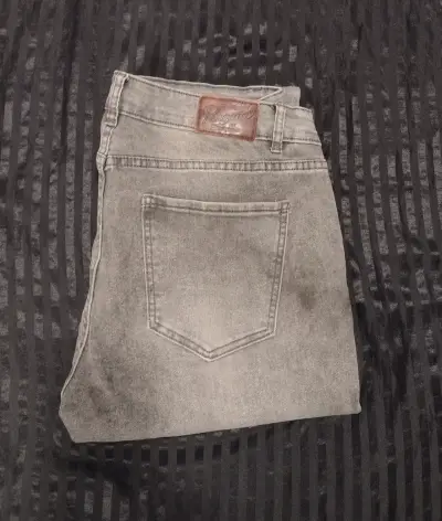 Jeans hombre marca Penguin slim fit talla 44 - miniatura 3