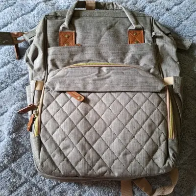 Mochila de pañales multifuncional gris - miniatura 1