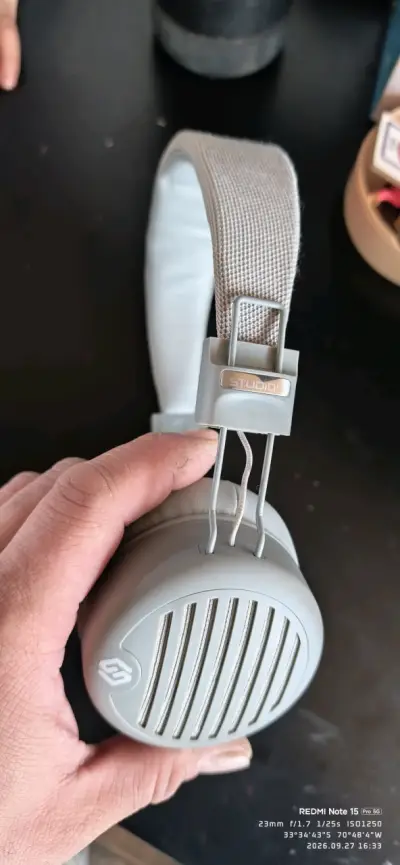 Auriculares Bluetooth Sleve sin uso - miniatura 3