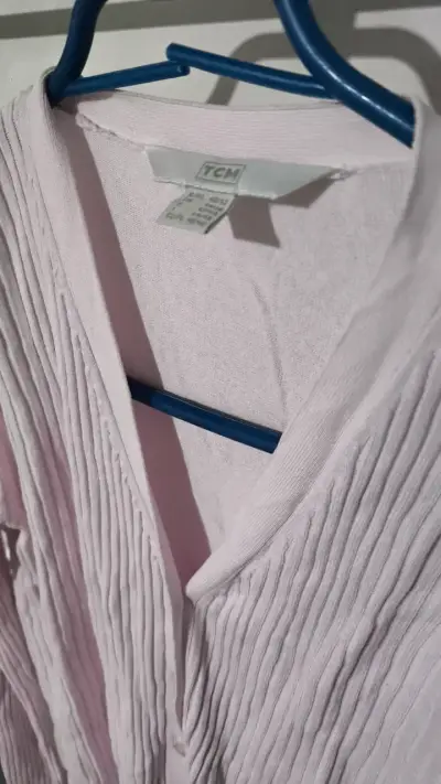 Cardigan de punto rosa claro para mujer - miniatura 2