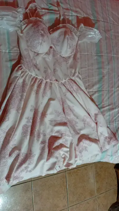 Vestido floral blanco con encaje - miniatura 1