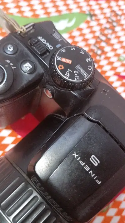 FinePix S4800 - miniatura 3