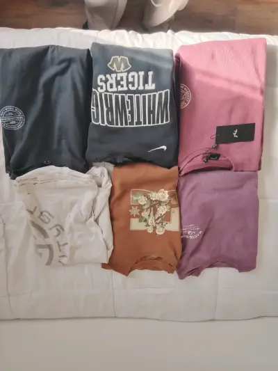 Lote de ropa deportiva y casual para hombre - miniatura 3