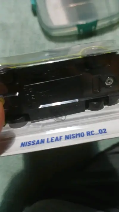 Auto Hot Wheels Nissan Leaf Nismo RC_02 TH - miniatura 2
