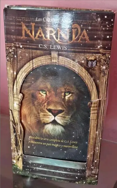 Colección INCOMPLETA Las Crónicas de Narnia - miniatura 1