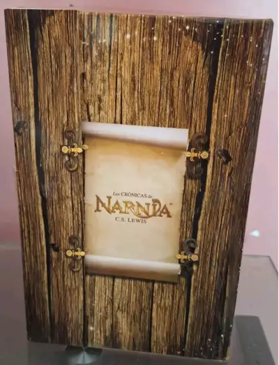 Colección INCOMPLETA Las Crónicas de Narnia - miniatura 3