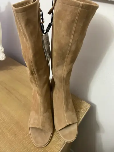Botas de gamuza beige Zara con tacón - miniatura 3