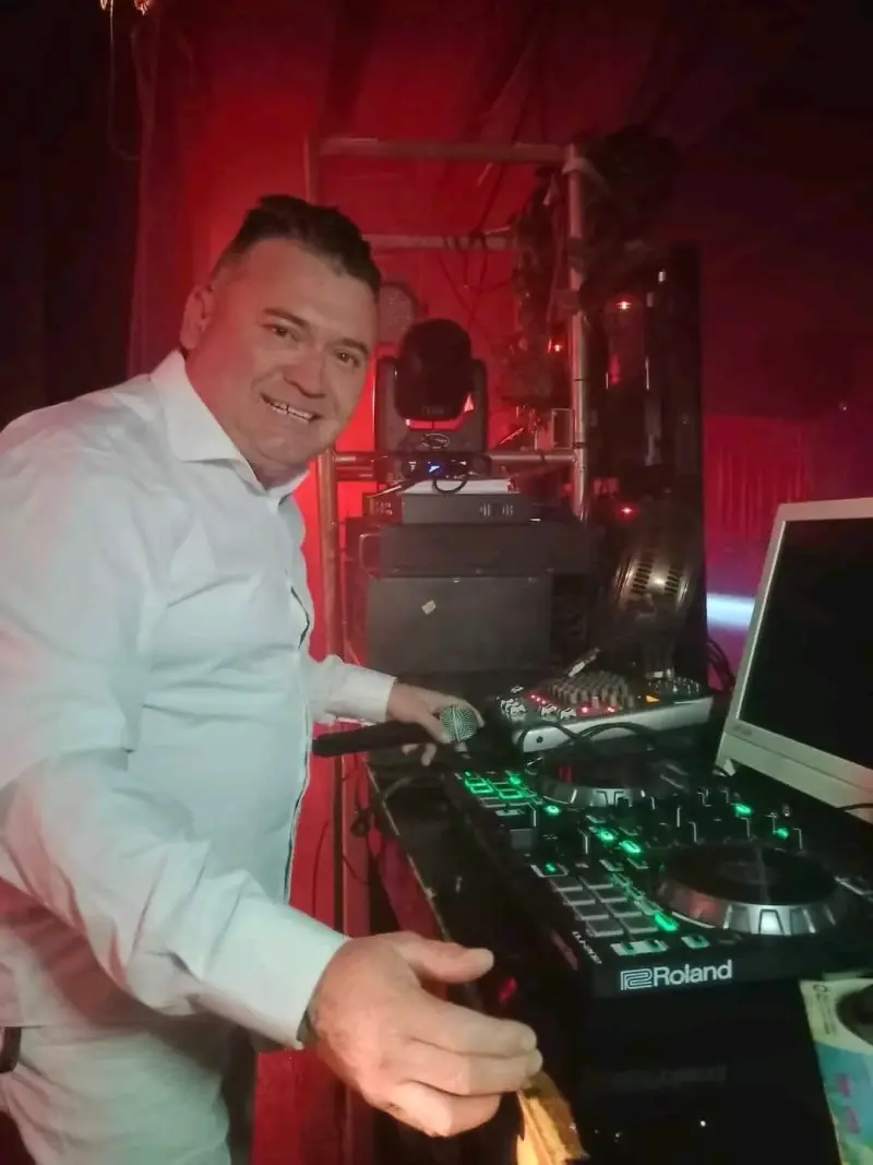 Música e iluminación +56953220686 djpanchito - 5