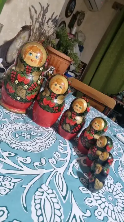 Muñecas Rusas Matrioskas Pintadas a Mano - miniatura 4