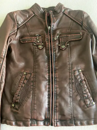 Chaqueta de cuero sintético marrón con cierre - miniatura 3
